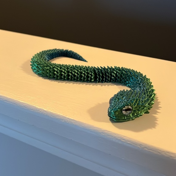 3D Printed Snake, All Parts Movable - Picture 5 of 9